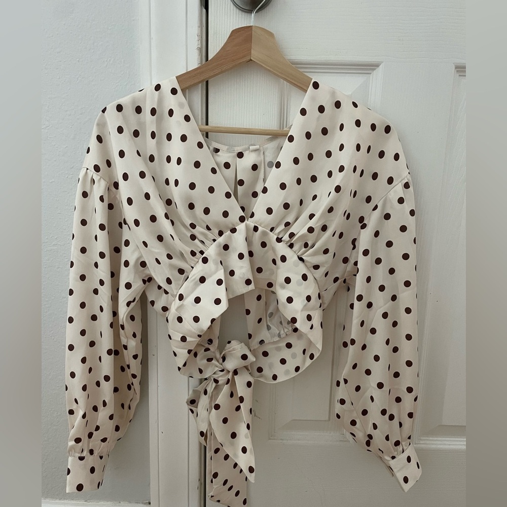 polka dot top